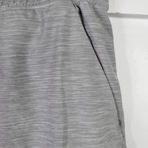 Lululemon Men’s Short Size M Grey Running Training Pockets Drawstring Lined - Picture 6 of 13